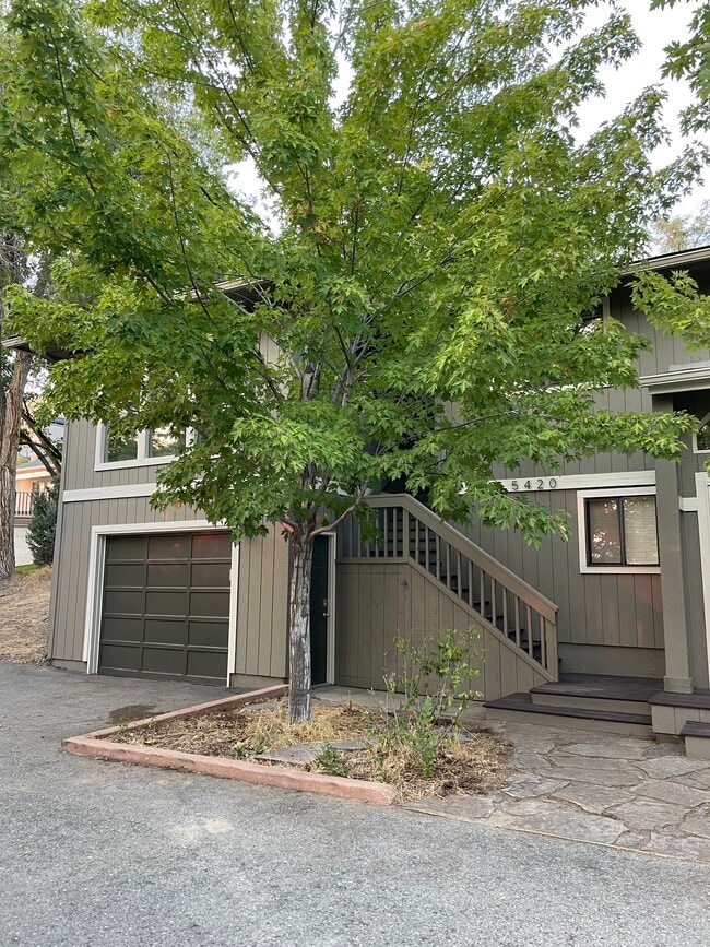 Second story entrance - 5420 W Hill Rd
