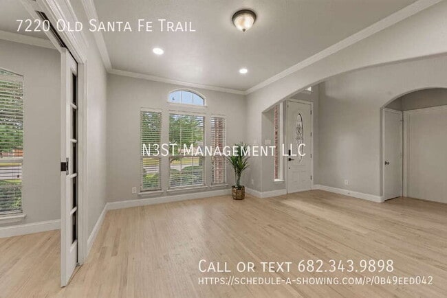 Building Photo - 7220 Old Santa Fe Trail