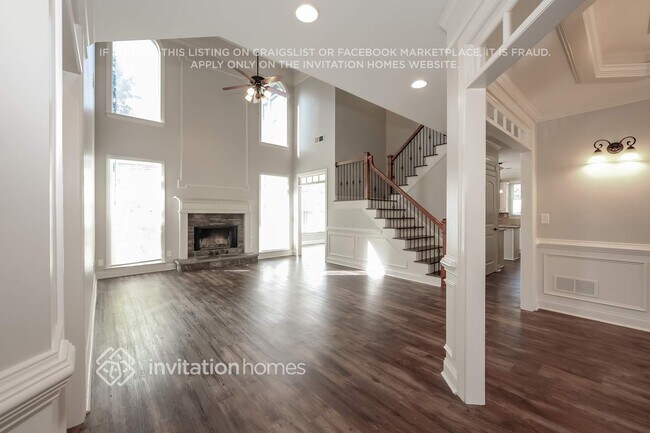 Building Photo - 113 Mirage Dr