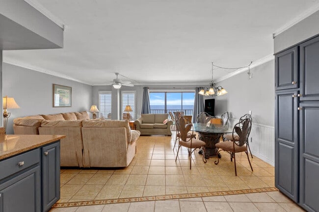 Foto del edificio - 8743 Thomas Dr