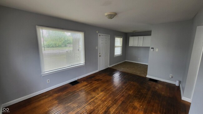 Foto del edificio - 4505 East 21st St