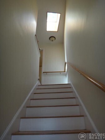 Building Photo - 147 Marcella St