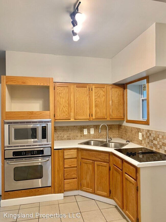 Foto del edificio - 2 br, 1.5 bath House - 1339 Kingsland Ave