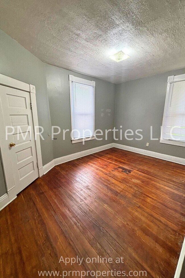 Foto del edificio - 916 S 18th St
