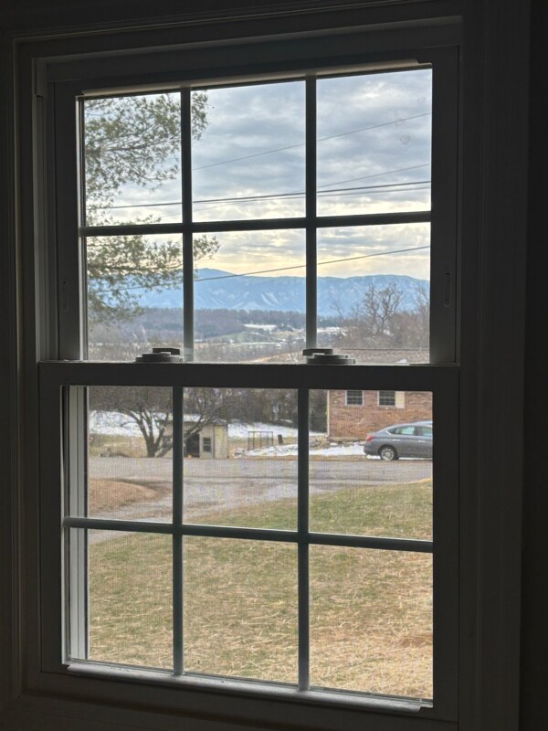 Foto del edificio - 2160 Whirlwind Rd