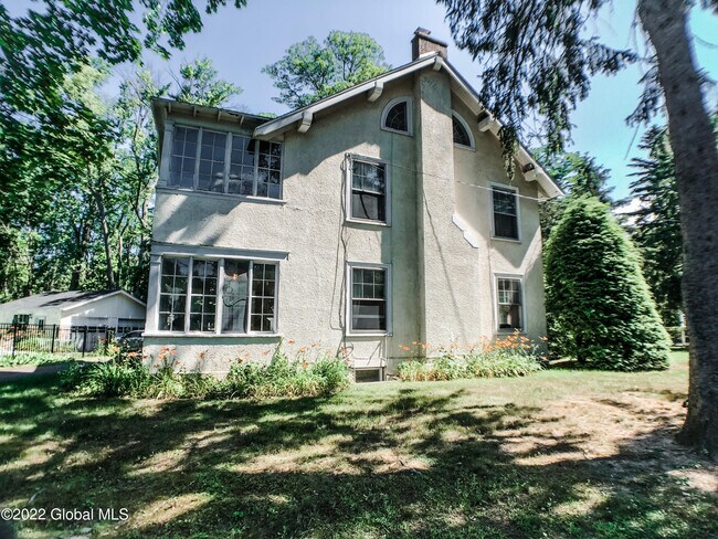 Foto del edificio - 989 Balltown Rd