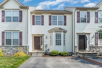 Building Photo - 319 Mineral Dr