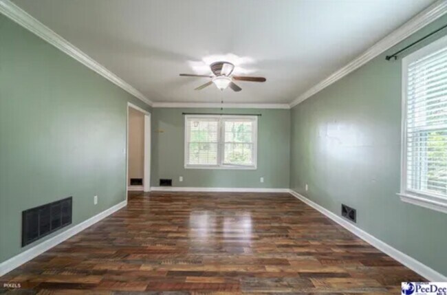 Building Photo - 1211 3rd Loop Rd