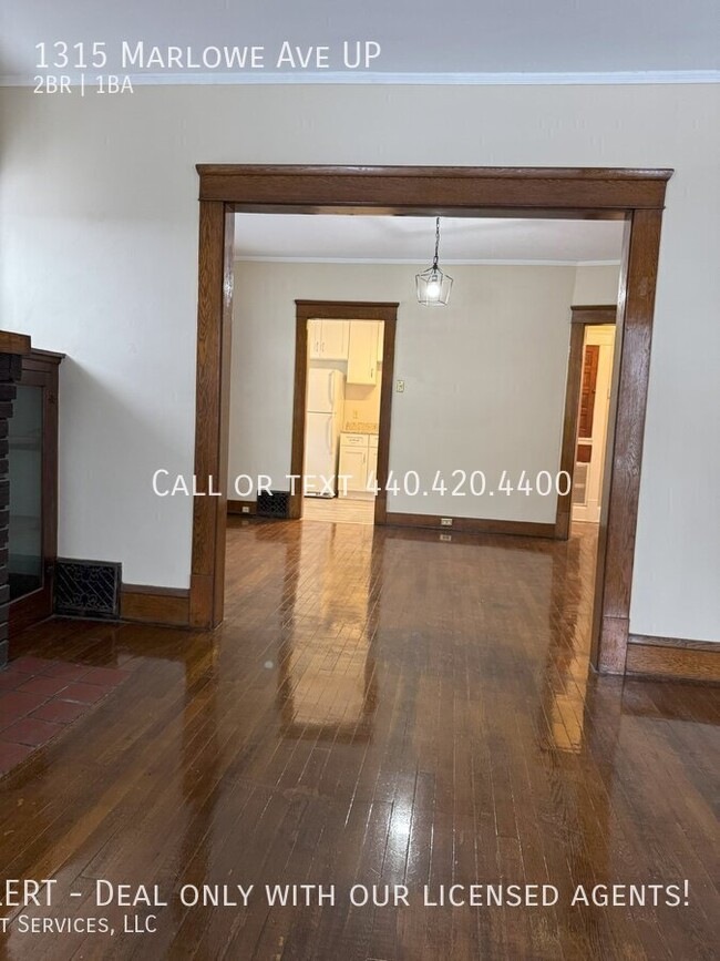 Foto del edificio - Charming 2-Bedroom Duplex in Prime Lakewoo...