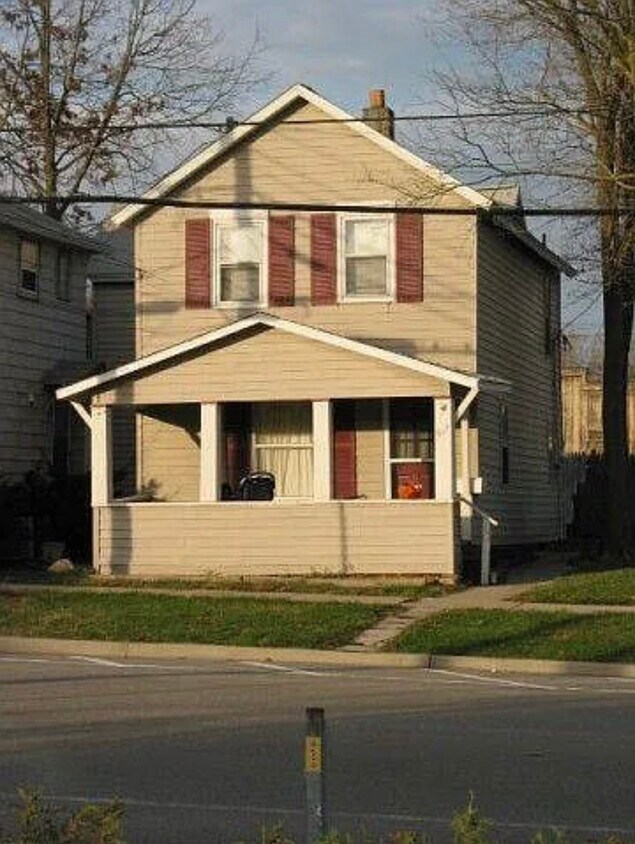 Primary Photo - 917 Wall St