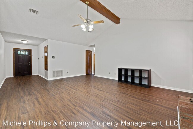 Building Photo - 3 br, 2 bath House - 205 Amber Oaks Dr