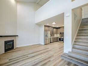 Building Photo - 136 Aptos Vlg Wy