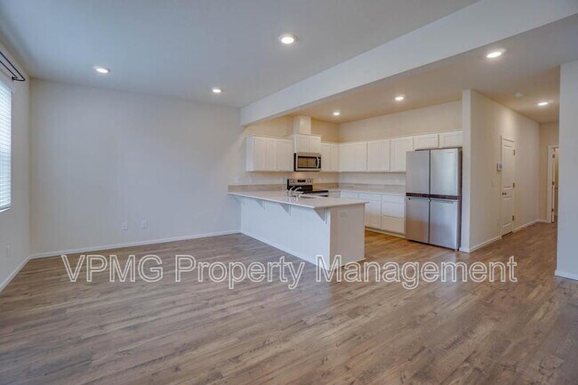 Foto del edificio - 2628 NE 117th Pl
