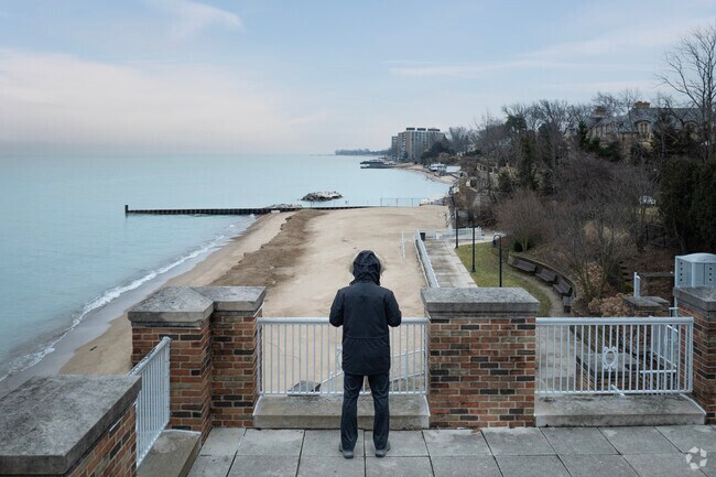 Overlooking Kenilworth beach.