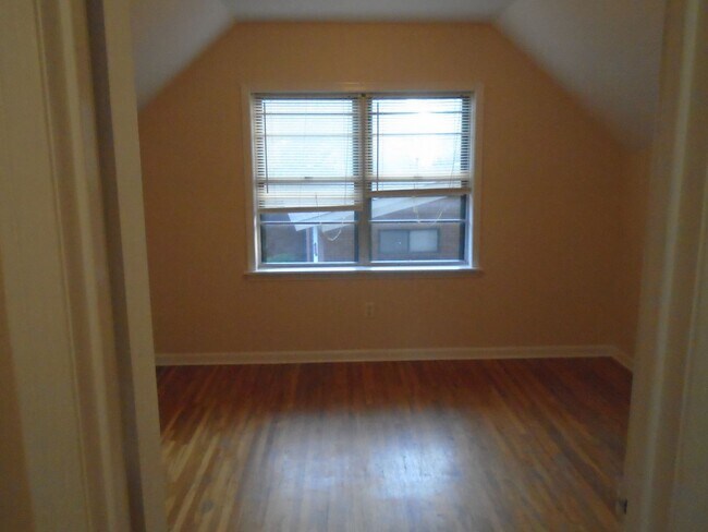 Building Photo - 1399 Ranger Dr