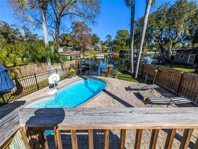 Foto del edificio - 1153 Tookes Rd