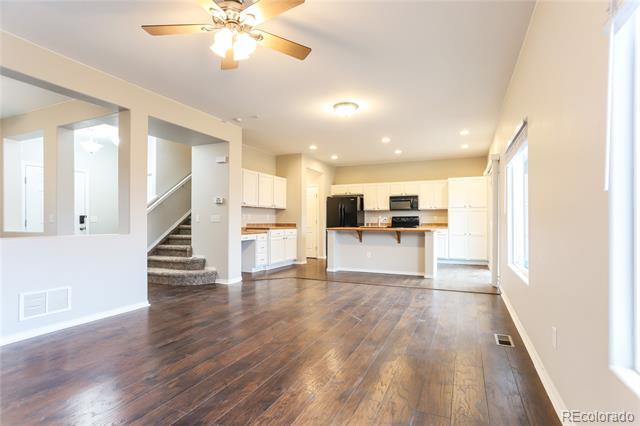 Foto del edificio - 7083 Silverwind Cir