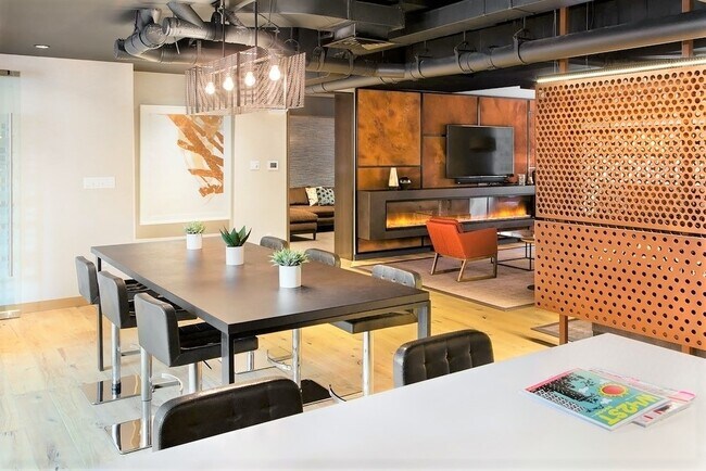 Foto del edificio - 524 W 42nd St