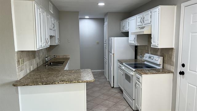 Building Photo - 749 Walnut Dr