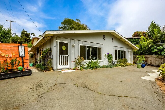 Building Photo - 1011 Hygeia Ave