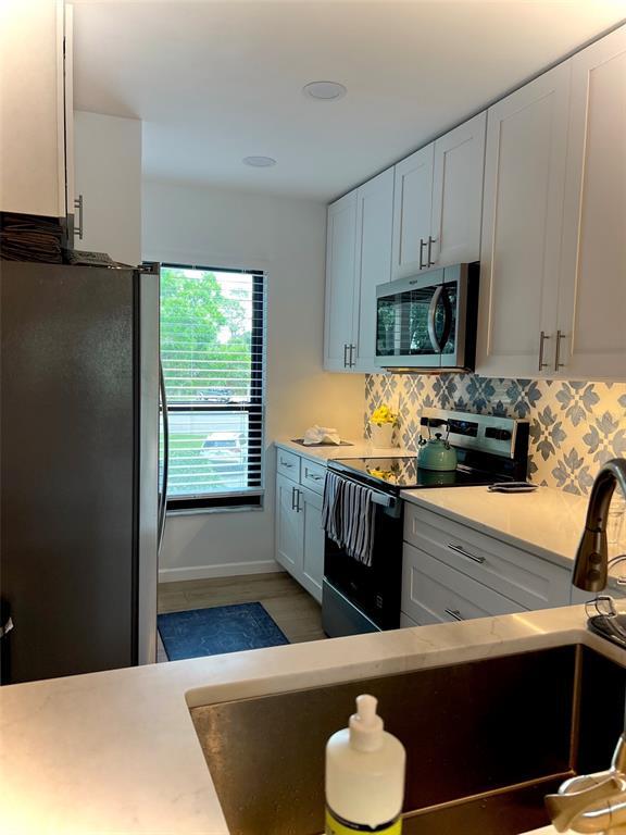 Foto del edificio - 3049 Taywood Meadows