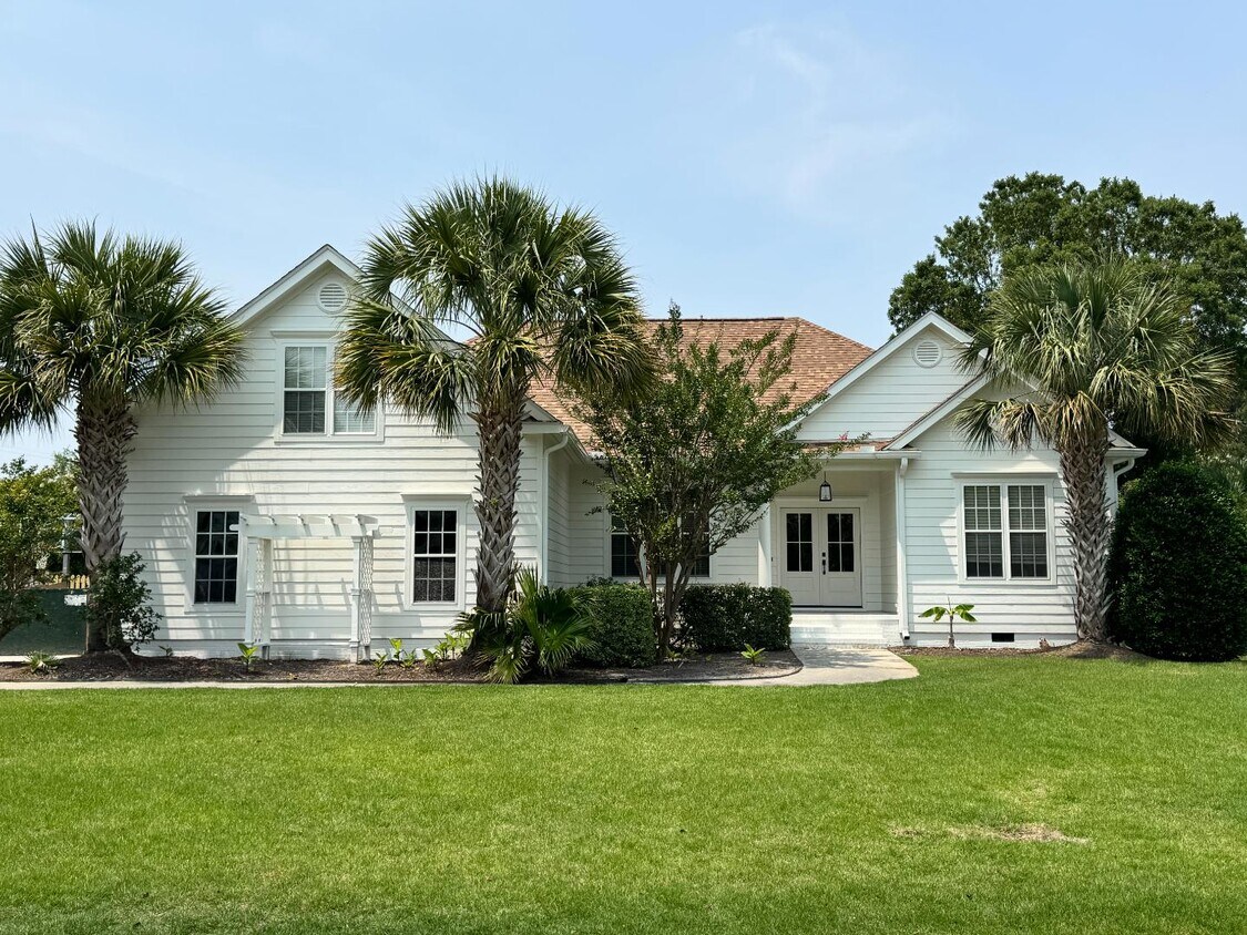 Foto principal - 7203 Brisbane Ct