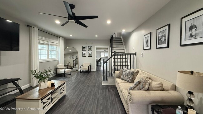 Foto del edificio - 721 N Lincoln Ave