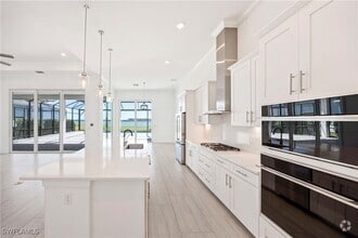 Building Photo - 18789 WildBlue Blvd