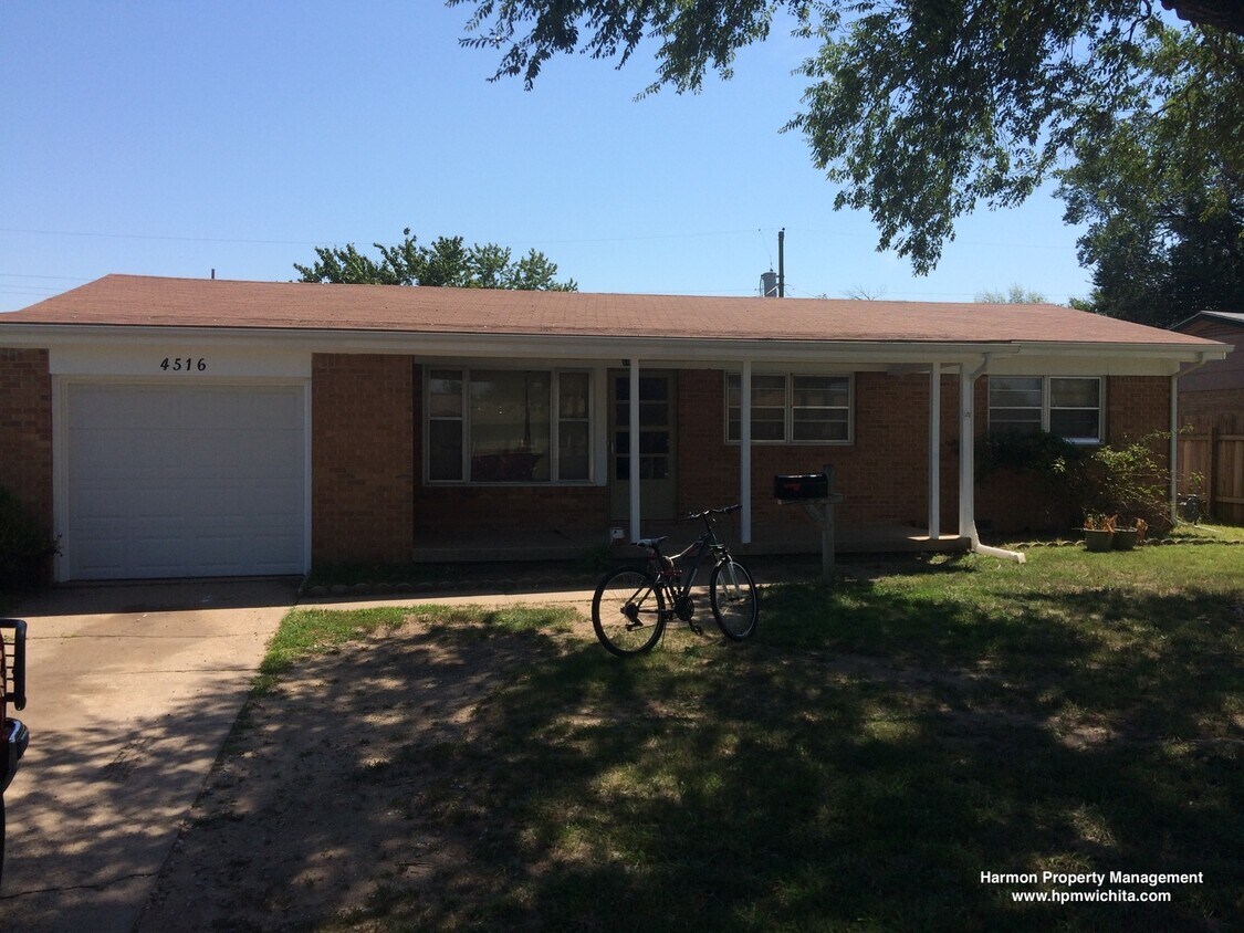 Primary Photo - Three Bedroom One Bathroom Single Family H...