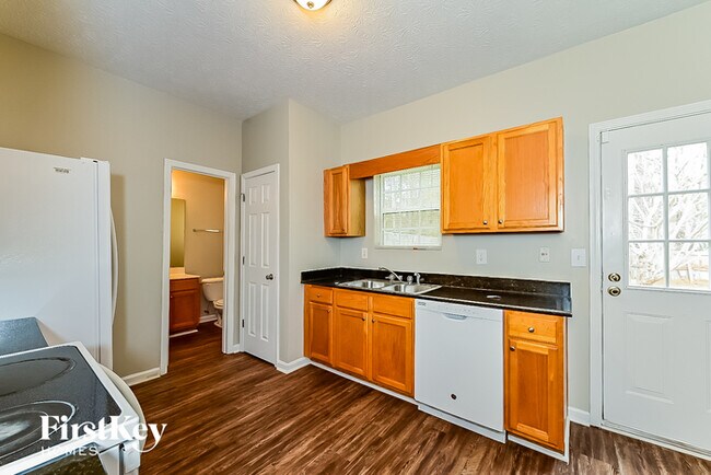 Foto del edificio - 116 Astilbe Meadow Dr