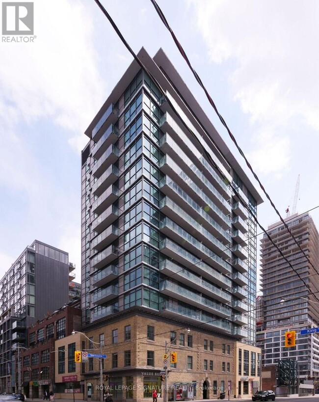 Building Photo - 39 Sherbourne St