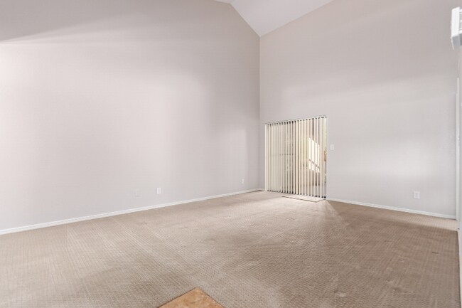 Building Photo - 9550 N 94th Pl