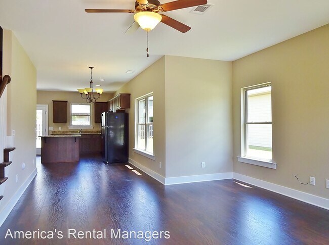 Foto del edificio - 4 br, 3 bath House - 14473 Griffin Street