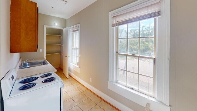 Foto del edificio - 424 N State St