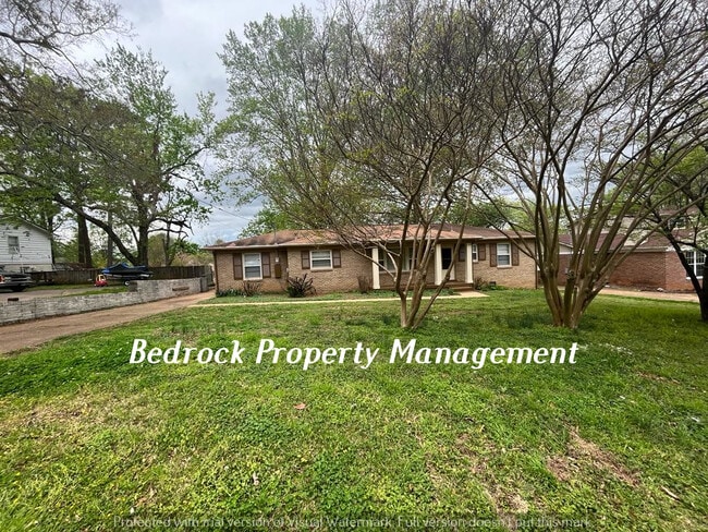 Building Photo - 11322 Chicamauga Trail SE