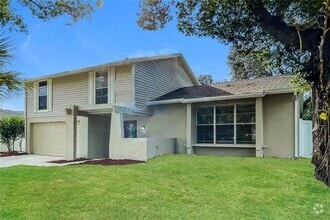Building Photo - 7406 Meadow Dr