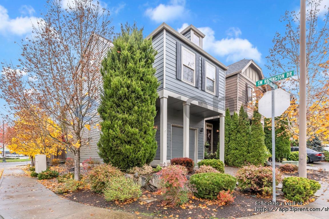 Foto principal - 17547 SW Vanguard Ln