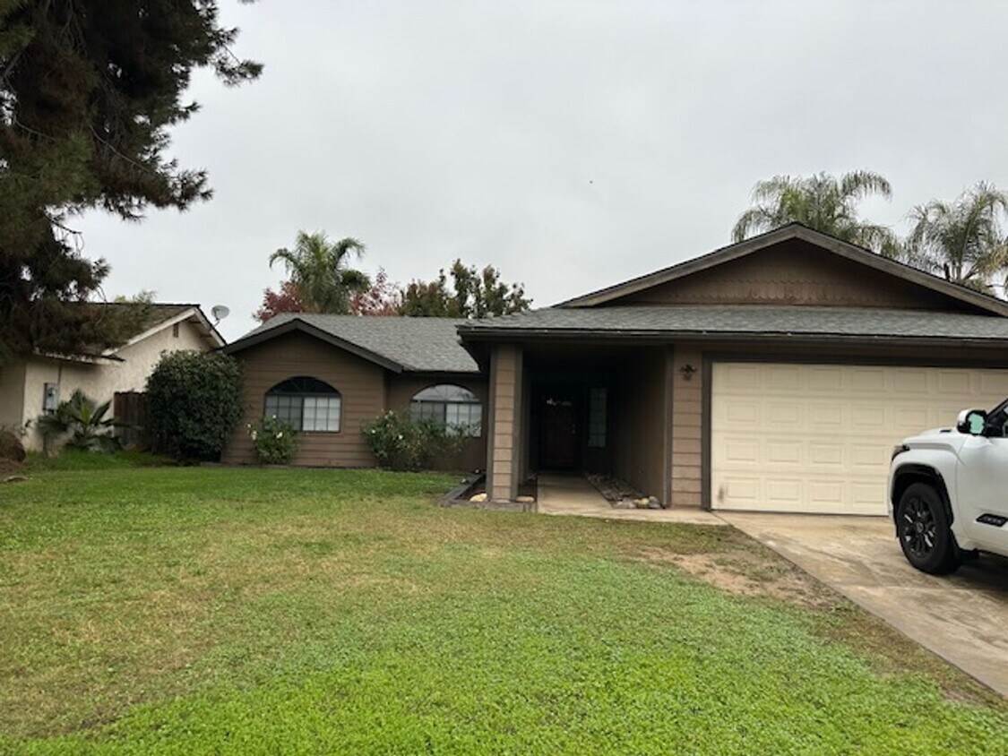 Foto principal - 1340 W Jean Ave