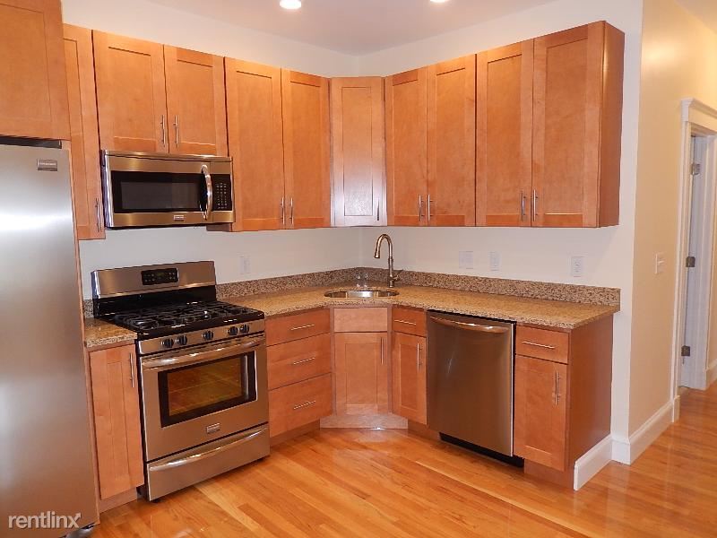 Primary Photo - 5 br, 2 bath House - 238 Prospect St 3