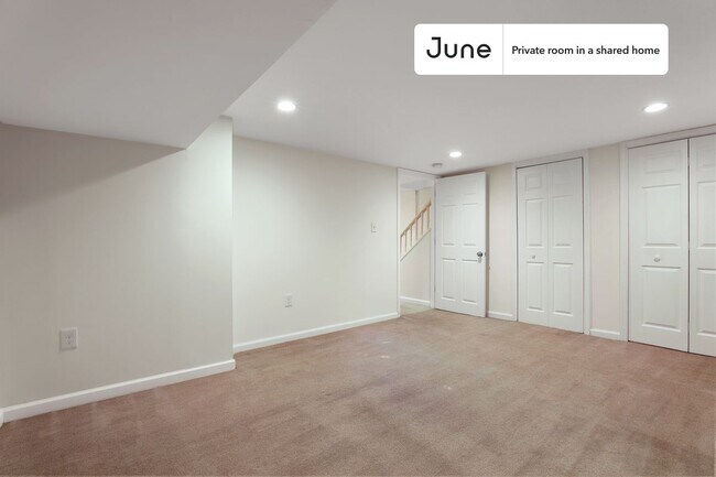 Foto del edificio - Room in Shared 5 bed/2 bath home