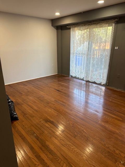 Building Photo - 2330 Sun Valley Cir