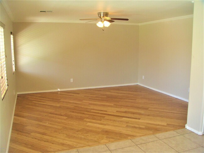 Building Photo - 2849 E Bagdad Rd