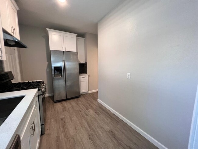 Building Photo - 6708 Avenue I