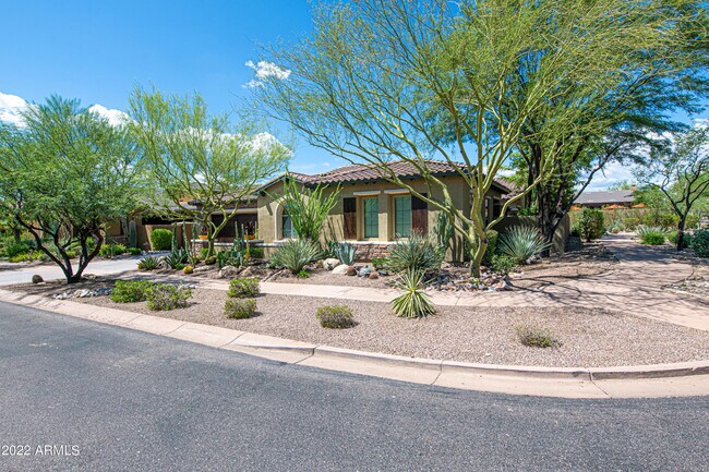 Building Photo - 9436 E Desert Village Dr