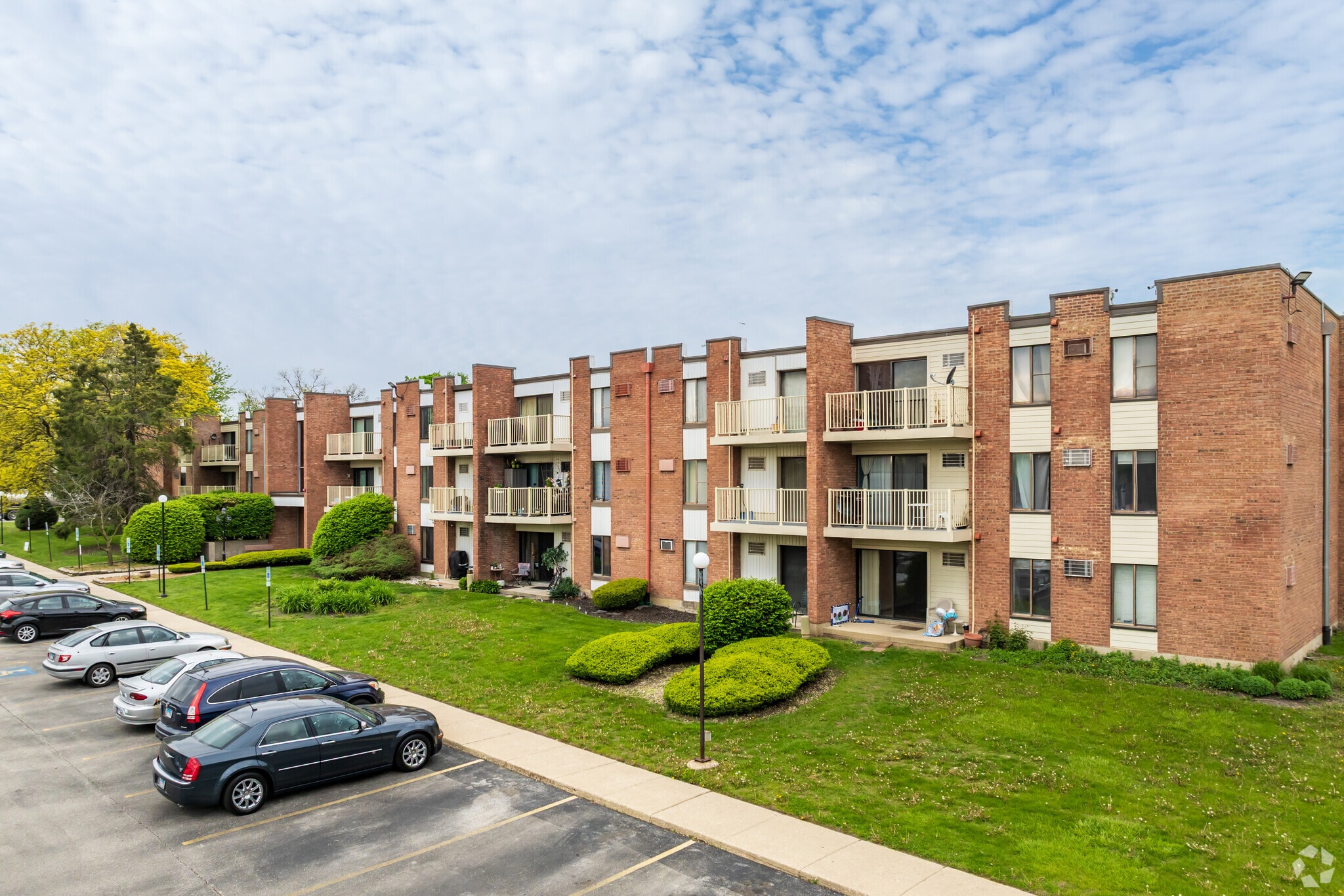 Windridge Court Condo