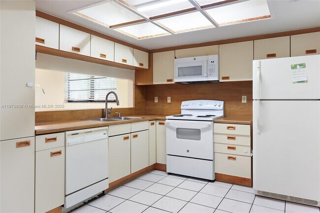 Foto del edificio - 12371 SW 94th Terrace