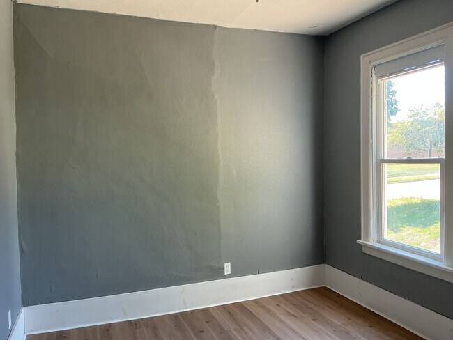 Foto del edificio - 218-220-220 E Hadley St