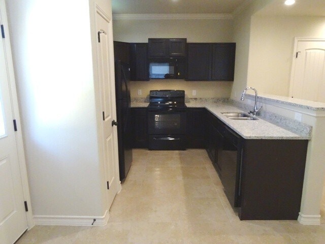 Building Photo - 6606 Mia Way