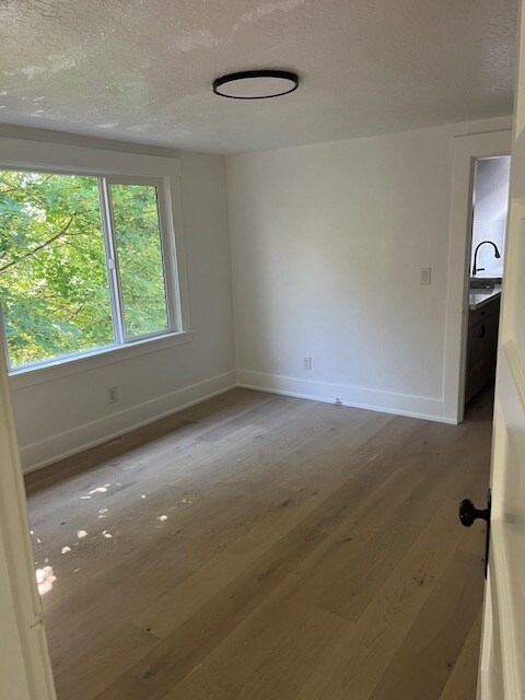 Foto del edificio - 638 NE Prescott St