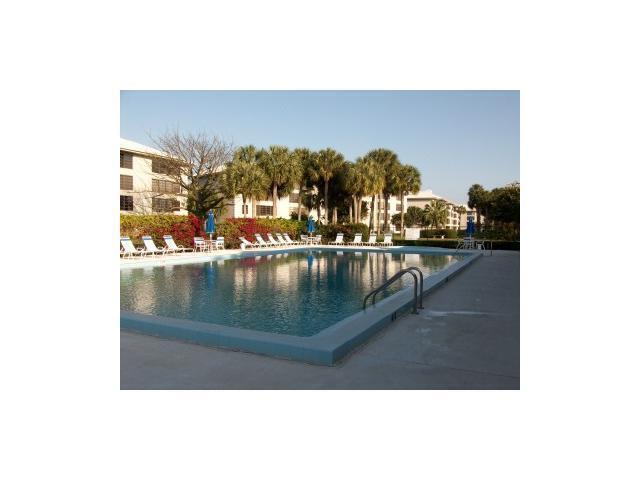 Foto del edificio - 3636 Whitehall Dr